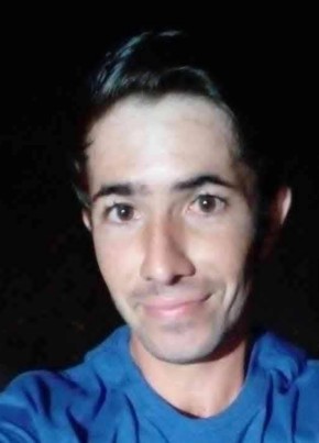Alexandre burkos из Cuiabá 23 года