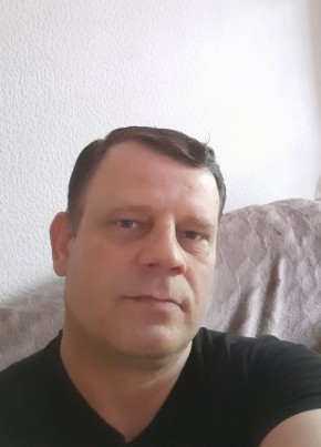 Роман из Бишкека 48 лет