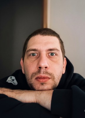 Кирилл из Санкт-Петербурга 33 года