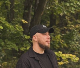 Pavel Bulavkin, 33, Moscow