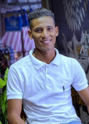 Mostafa Ahmed из الإسكندرية 21 год