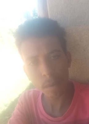 Marcelo, 18, República Federativa do Brasil, Varginha