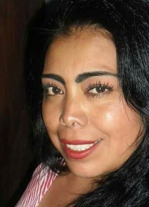 Maria De Los A, 43, República del Ecuador, Quito