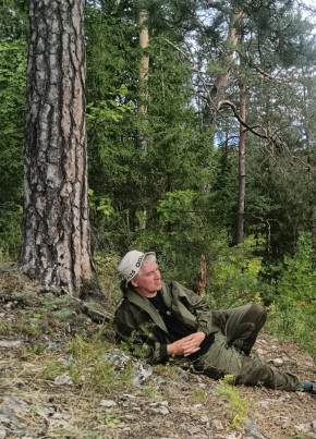 Антон из Омска 51 год