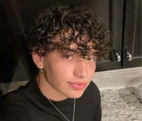 Jackie, 19, London