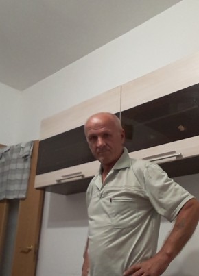 Владимир, 63, Россия, Яблоновский