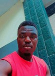 Emmanuel , 28 лет, Douala