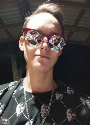 Maksim, 26, Russia, Yalta