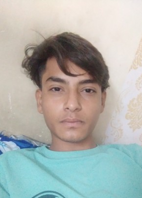 Anshu gautam, 18, India, New Delhi