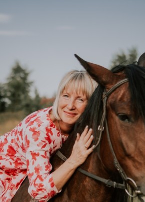 Olga, 51, Russia, Saint Petersburg