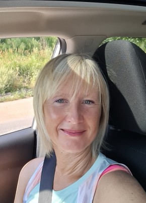 Olga, 56, Russia, Saint Petersburg