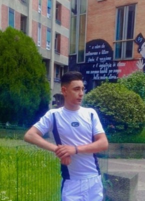 Hima, 24, Italy, Milano