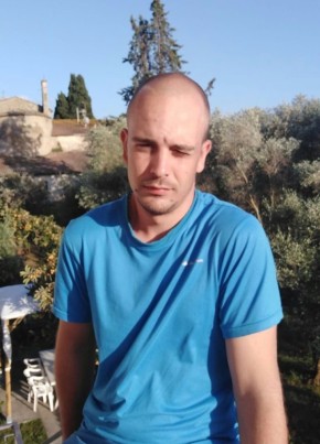 Giovanni, 28, Repubblica Italiana, Follonica