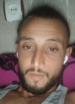 Joni из Algiers 31 год