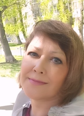Анна, 56, Россия, Саратов