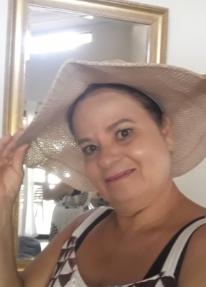 Leda из Salvador 55 лет