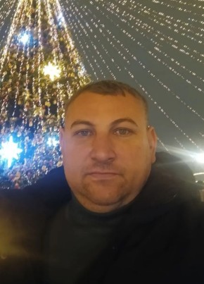 Роман из Великого Новгорода 40 лет