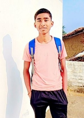 Manish, 18, India, Gondia