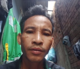 Ươne Thạch, 44, Ho Chi Minh City