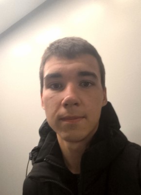 Максим из Верхней Пышмы 21 год