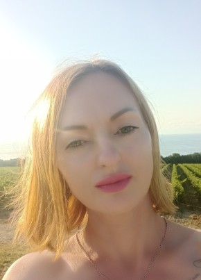 Марина, 42, Россия, Кропоткин