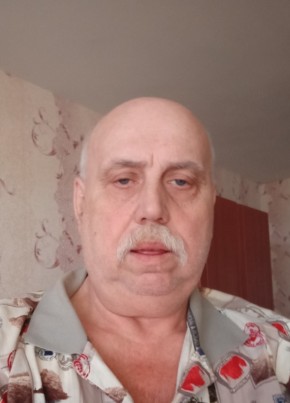 Юрий Васильев из Пскова 62 года
