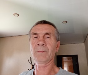 Mars Konovalov, 55, Moscow