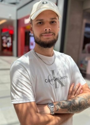 Mykola из Oleśnica 24 года