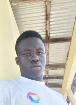 AMOS Dekyi , 26, Ghana, Tarkwa