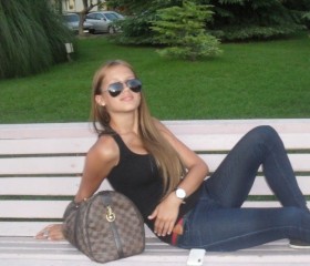 Оля, 18 лет, Санкт-Петербург