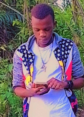 Ezekiel из Ouagadougou 23 года