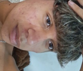 Ezequiel, 20, Asuncion
