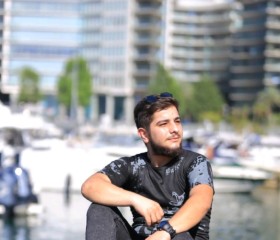 صافي, 22, Paris