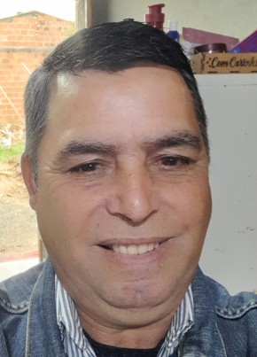 Gilson из Guaratuba 48 лет