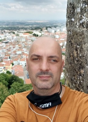 Claudiu, 45, Repubblica Italiana, Chivasso
