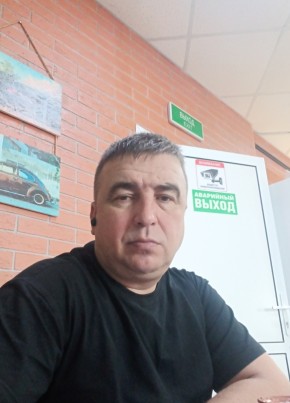 Андрей из Чебаркули 44 года