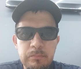 Edgar, 37, East Los Angeles