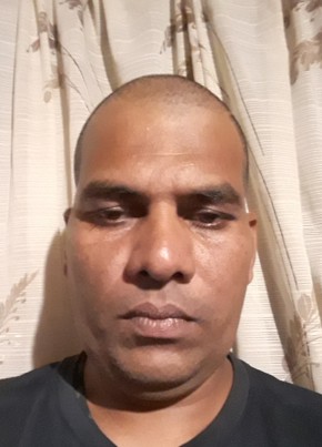 Wahid khan, 40, iRiphabhuliki yase Ningizimu Afrika, IGoli