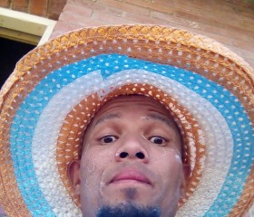 Denzil, 40, Beaufort West
