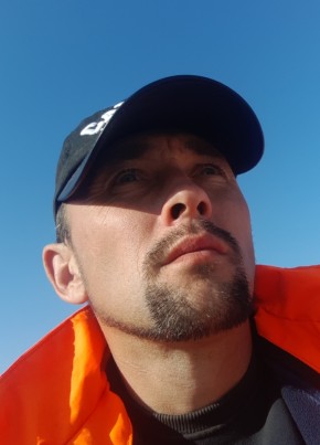 Николай из Куйбышева 43 года