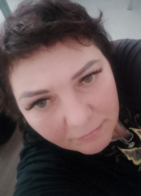Гаяне Петухова из Санкт-Петербурга 53 года