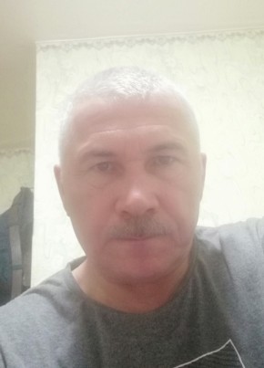 Алексей из Набережные Челны 54 года