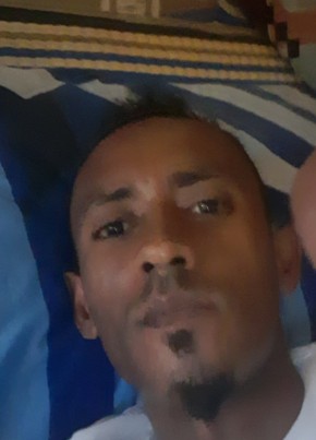 Houssrn د Hassan, 34, République de Djibouti, Djibouti