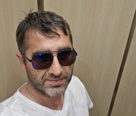 Ramin Davitadze, 39, Indio