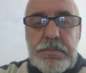 Георгий, 68 лет, Москва