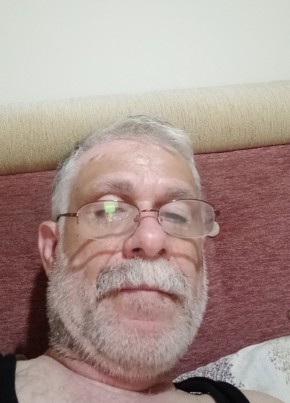 Hasan из Tarsus 42 года