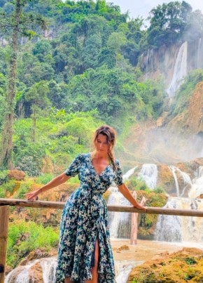 Anna, 43, Russia, Novotroitsk