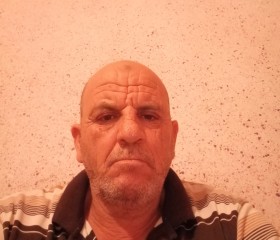 Dakawali, 28, Algiers