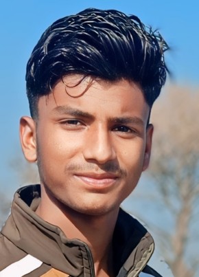 Suraj Solanki, 18, India, Jhinjhāna