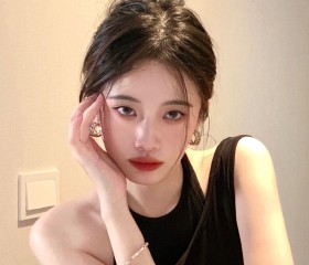 言言, 25, Suzhou (Jiangsu Sheng)